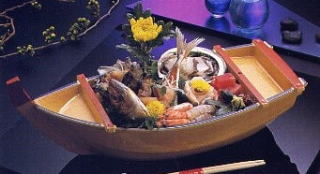 Photo:  Price limited Japanese ship shaped dish up plate　FUNAMORI Shogun fune Tomonami Free shipping
